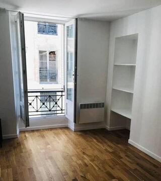  Appartement à louer 2 pièces 45 m²