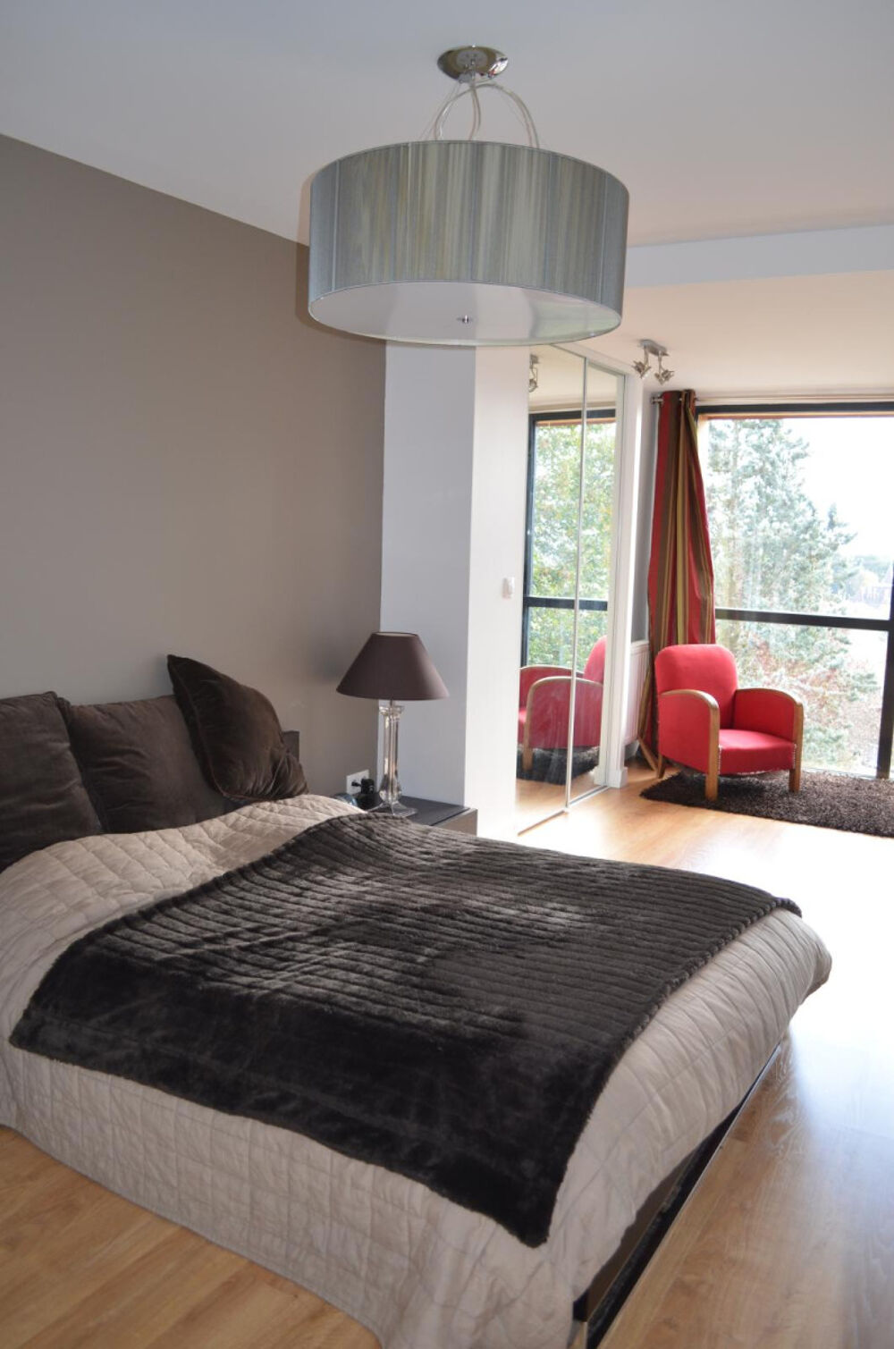 Location Appartement RARE. EMPLACEMENT TRES RECHERCHE. LOFT DE 200m² Saint-priest-en-jarez