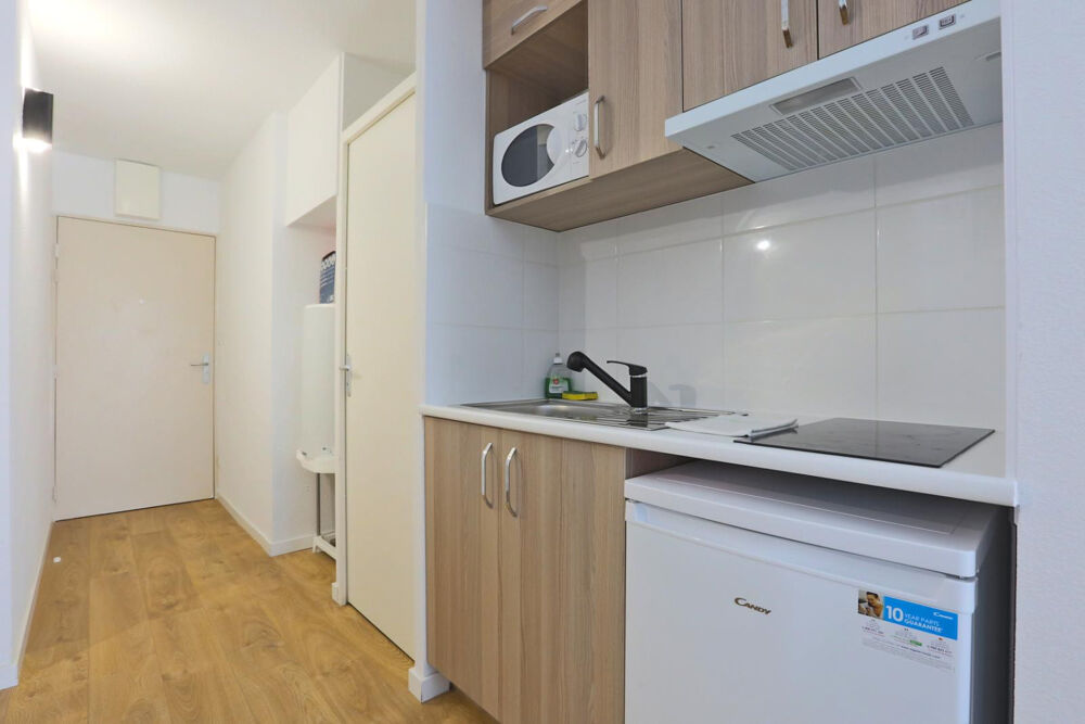 Studios rénovés 20 m2 / Maison des chercheurs