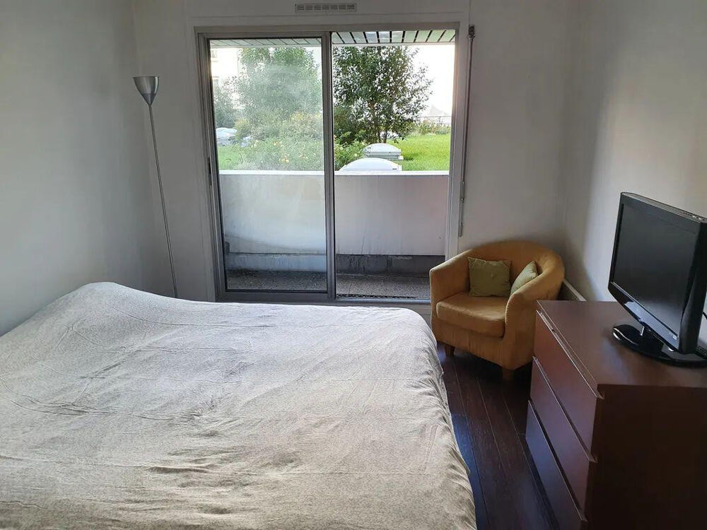 Location Appartement Superbe 2P meublé 55m² avec terrasse 14m² Paris 12