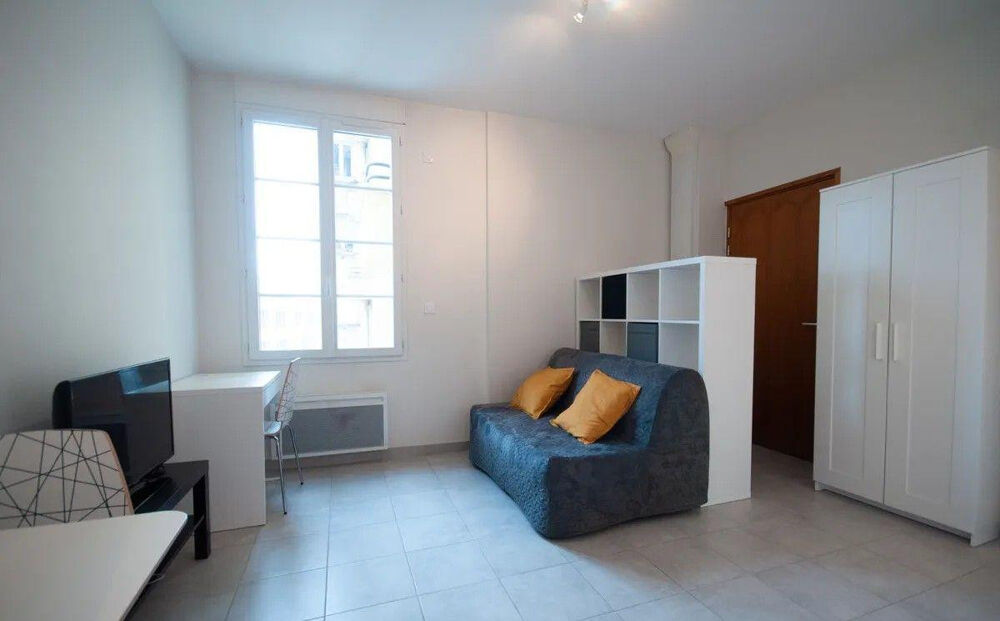 Location Appartement Beau studio meublé et équipé 20m² proche gare Grenoble