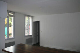  Appartement à louer 2 pièces 31 m²