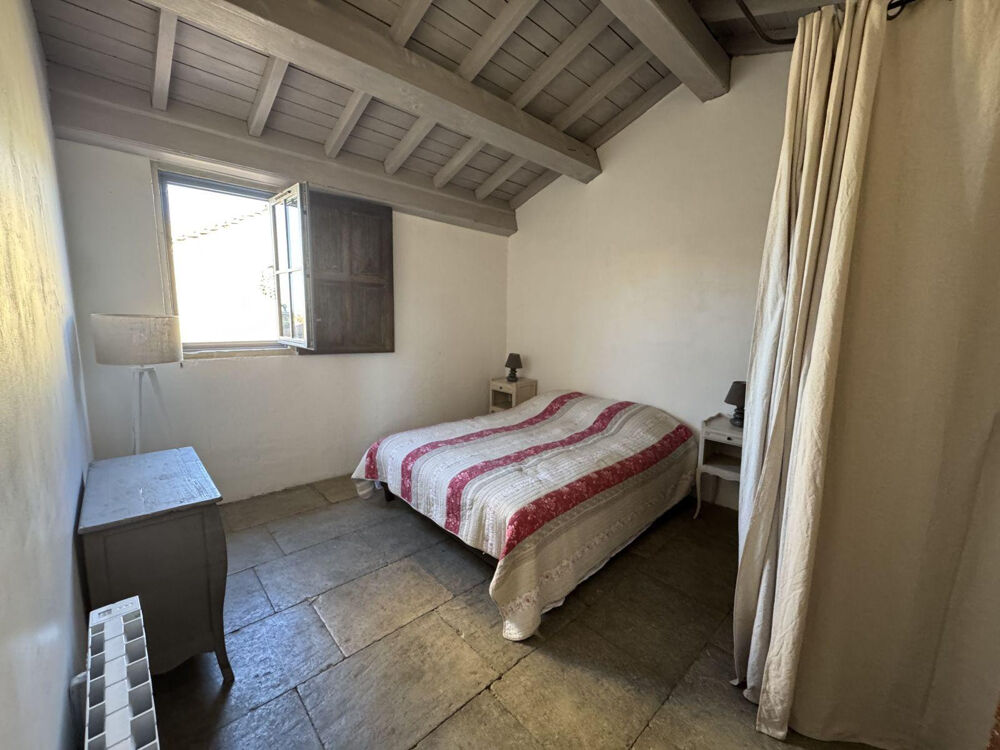 Location Appartement Beau T2 lumineux à louer avec terrasse couverte Barbentane