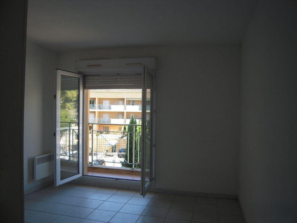 Location Appartement Studio / Balcon / Aix Bellegarde Aix-en-provence