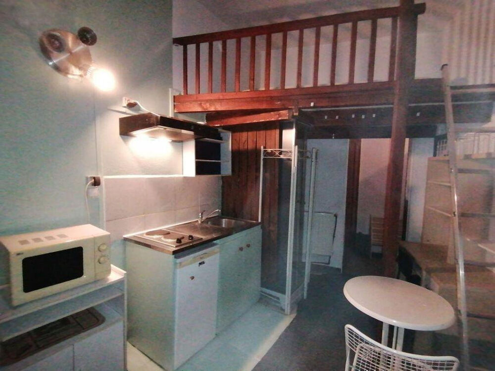 Location Appartement Studio meublé 17m² Nansouty étudiants Bordeaux