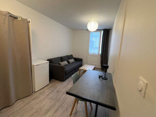  Appartement à louer 1 pièce 85 m²