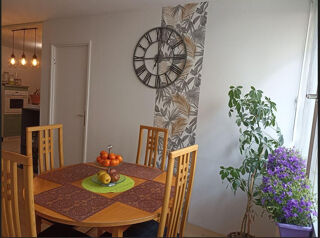  Appartement à louer 4 pièces 80 m²