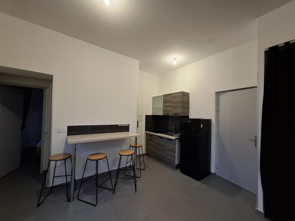 Location Appartement Appartement T2 meublé avec place de parking Roanne