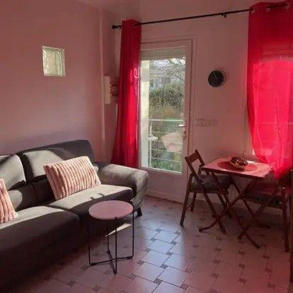 Location Appartement Beau studio meublé 24m² avec terrasse Vitry-sur-seine