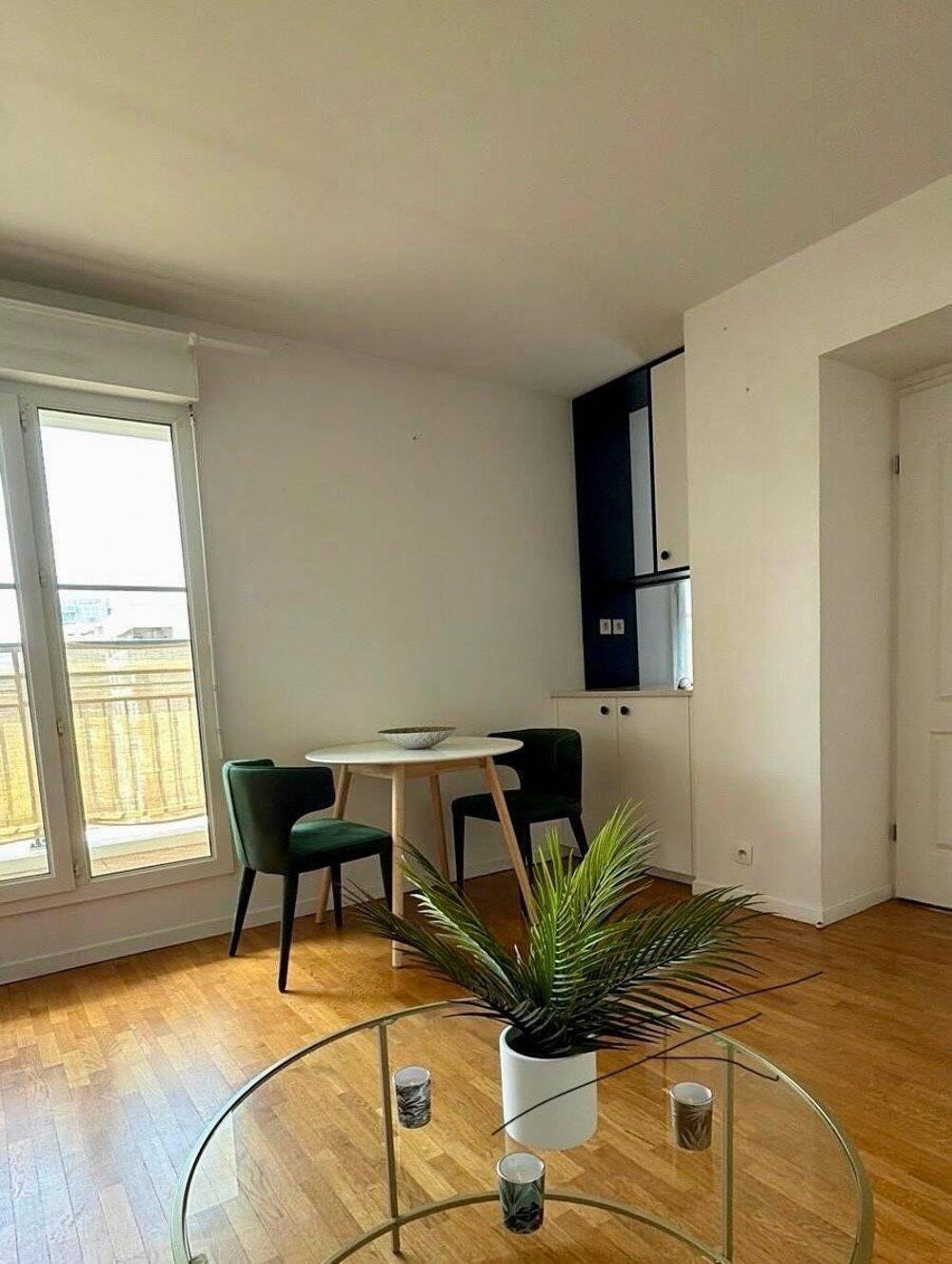 Location Appartement 2 p meublé - balcon - parking - proche La Défense Courbevoie