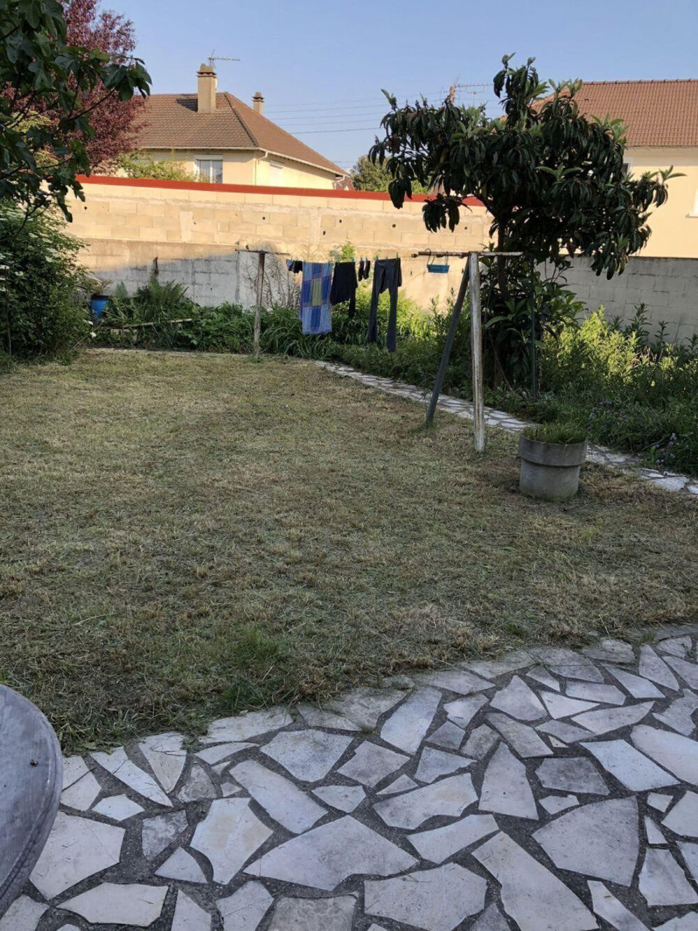 Location Maison Chambre meublée 13 m2 dans pavillon très calme Tremblay-en-france