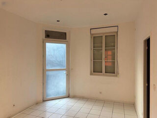  Appartement à louer 2 pièces 45 m²