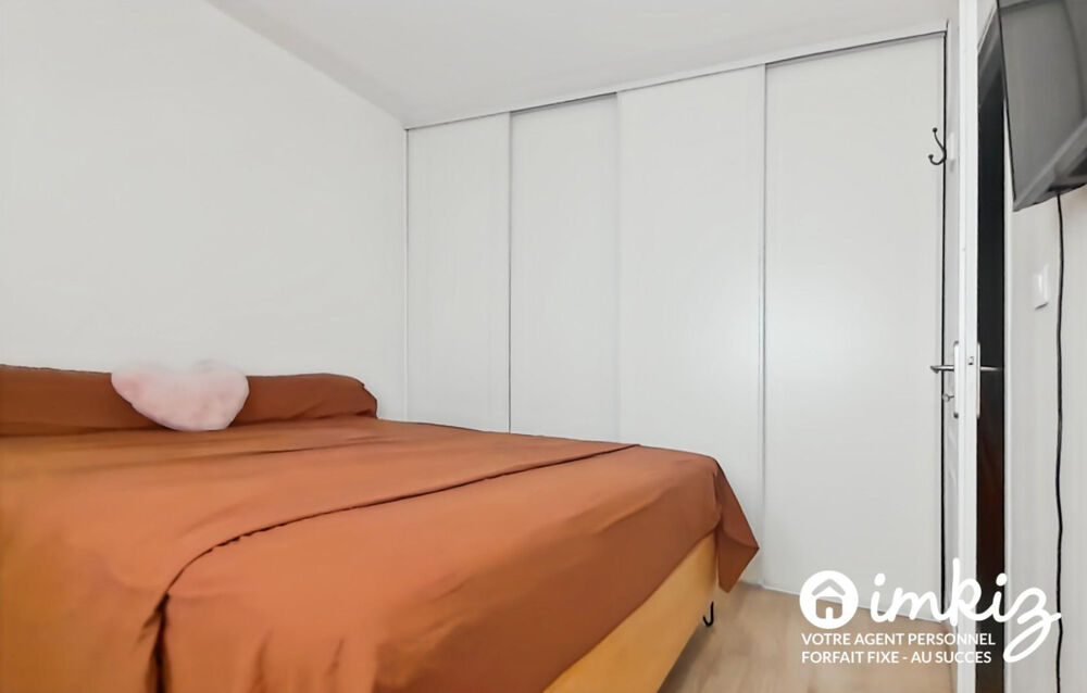 Vente Appartement Appartement 2P de 50 m² – Loggia – Cave – Parking Maurepas