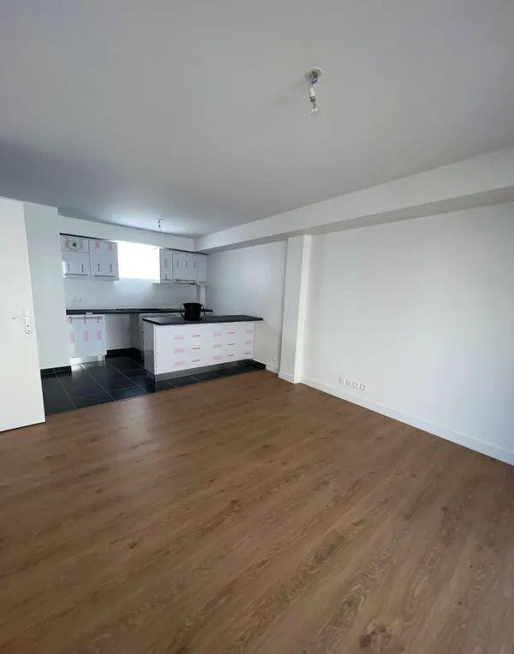 Location Appartement Superbe appartement neuf T3 à Corbeil Essonnes Corbeil-essonnes