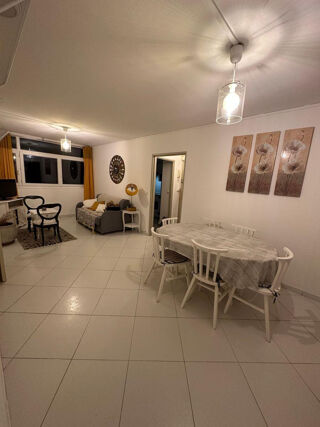  Appartement à louer 1 pièce 80 m²