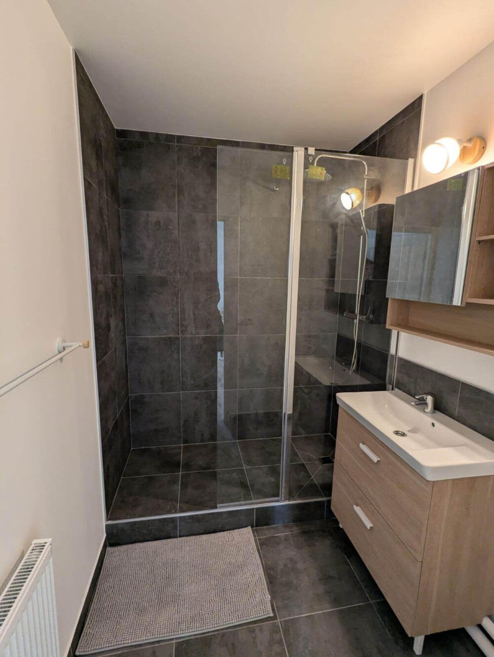 Location Appartement Grand T2 refait à neuf de 52m² avec Terrasse Gennevilliers