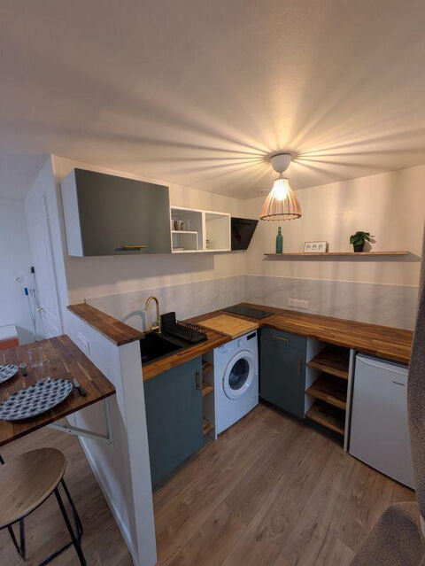   Beau studio r�nov� et meubl� 22m� Proche centre Appartement - 1 pi�ce(s) - 22 m�