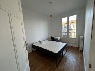  Appartement à louer 4 pièces 63 m²