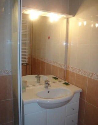  Appartement à louer 3 pièces 57 m²