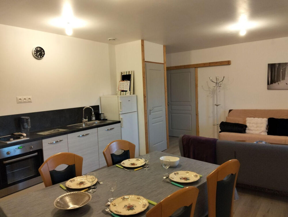 Location Appartement Bel appartement confortable meublé 49 m² Isches