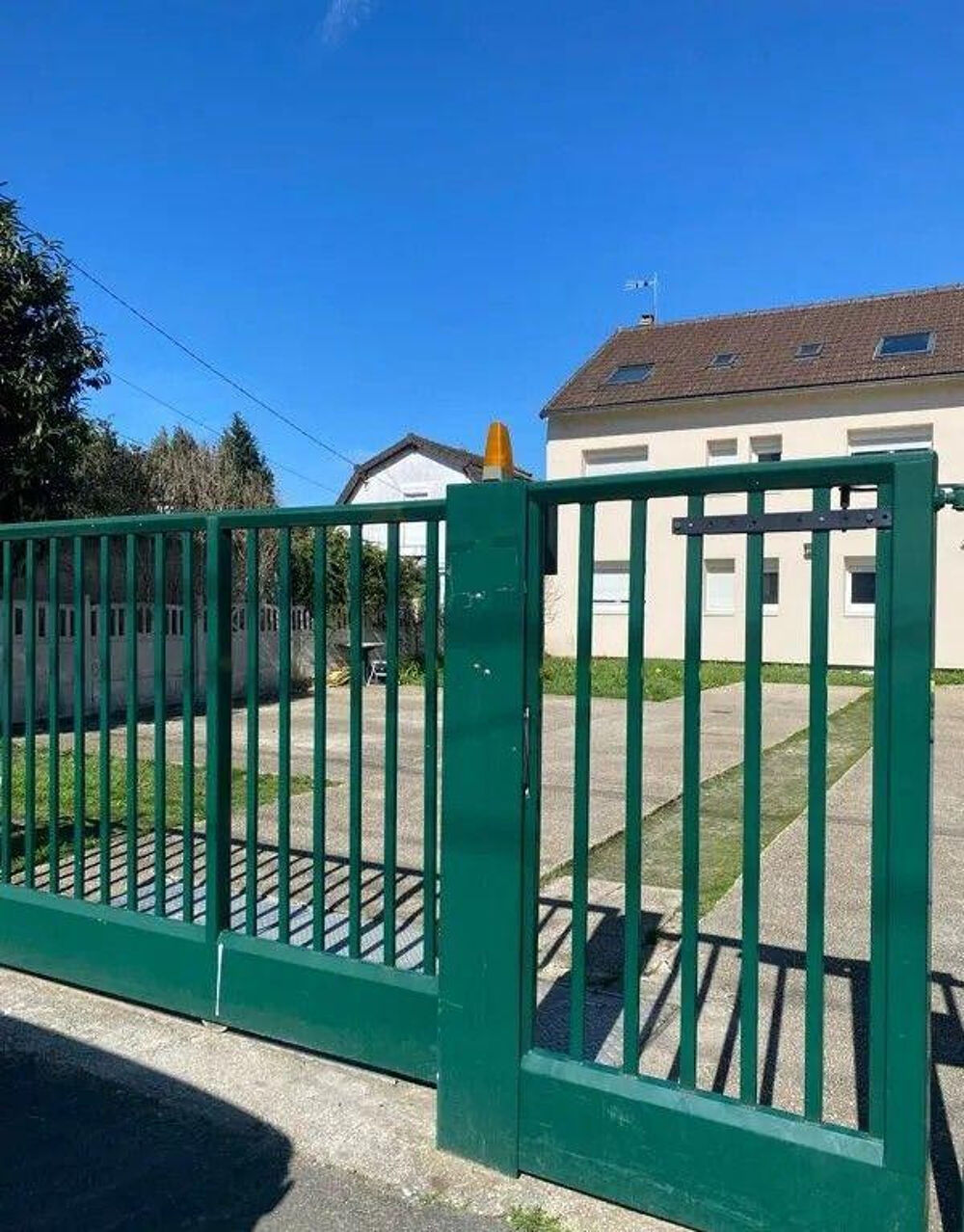 Location Appartement Beau F2 39m² très proche hôpital Robert Ballanger Villepinte
