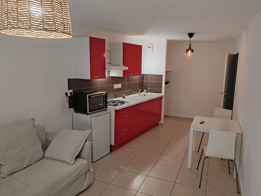 Location Appartement App situé à 5 mn à pied du métro de Castellane Marseille 6