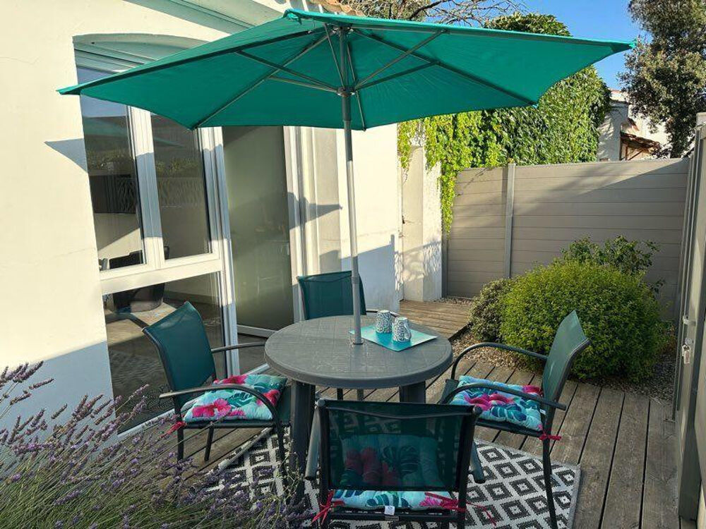 Location Maison Maison meublée T2 33m² local vélo et terrasse La rochelle