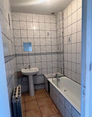  Appartement � louer 4 pi�ces 105 m�