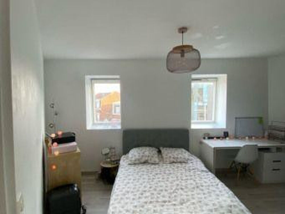 Location Appartement Beau 3P en Duplex meublé et rénové 55m² Lille