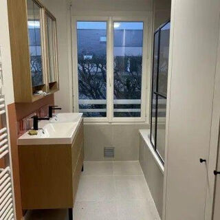  Appartement à louer 3 pièces 67 m²
