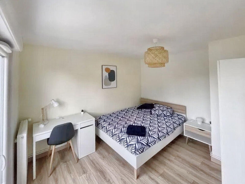 Location Appartement Colocation idéale : appartement lumineux, balcon Orléans
