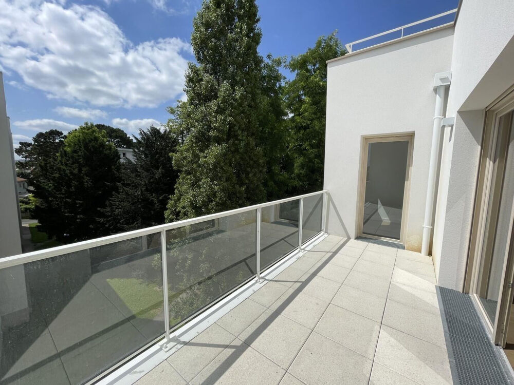 Location Appartement Beau 3P meublé 69m² avec terrasse résidence neuve Nantes