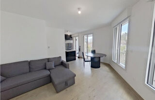  Appartement à louer 4 pièces 75 m²