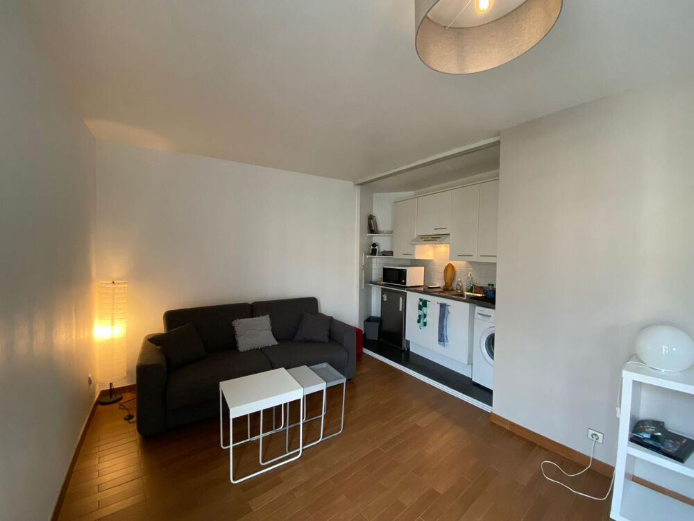 Location Appartement Loue agréable Studio meublé 29 m² Saint-germain-en-laye