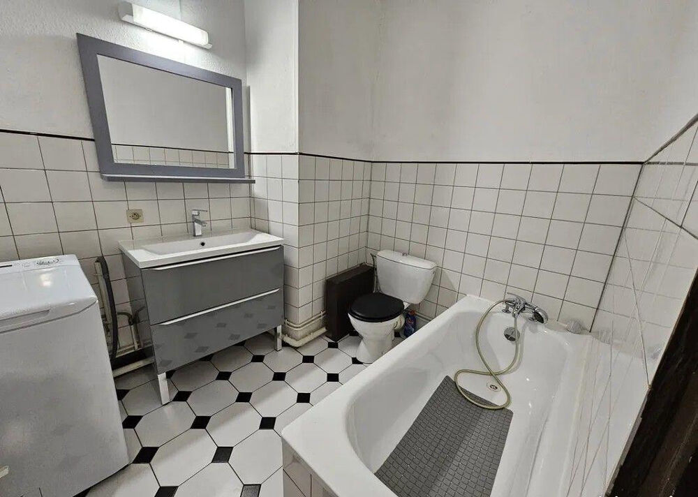 Location Appartement Beau studio meublé 23m² centre de Mulhouse Mulhouse