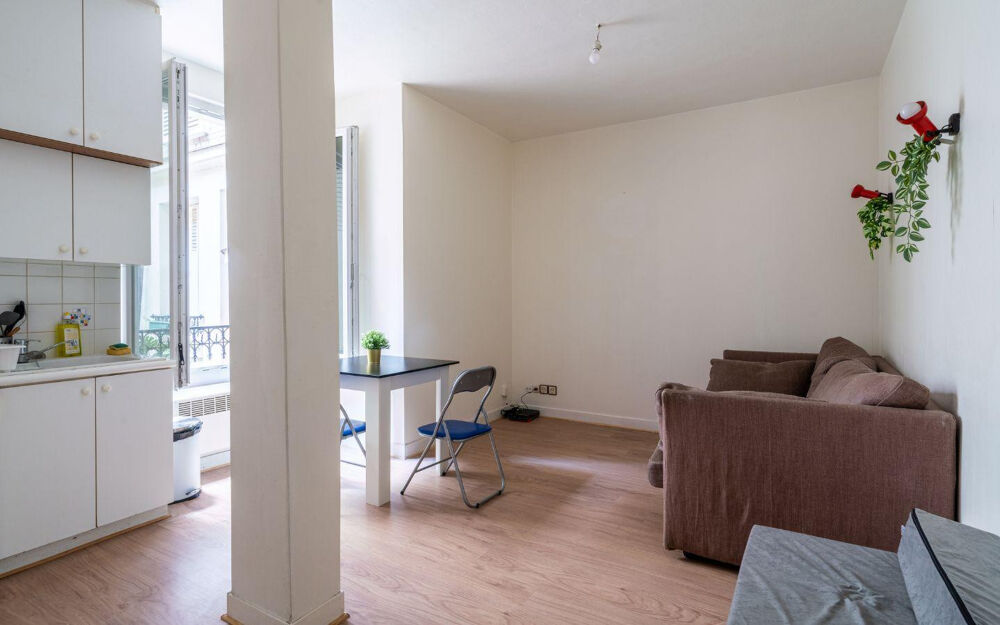 Location Appartement Beau studio meublé 28m² Paris 12