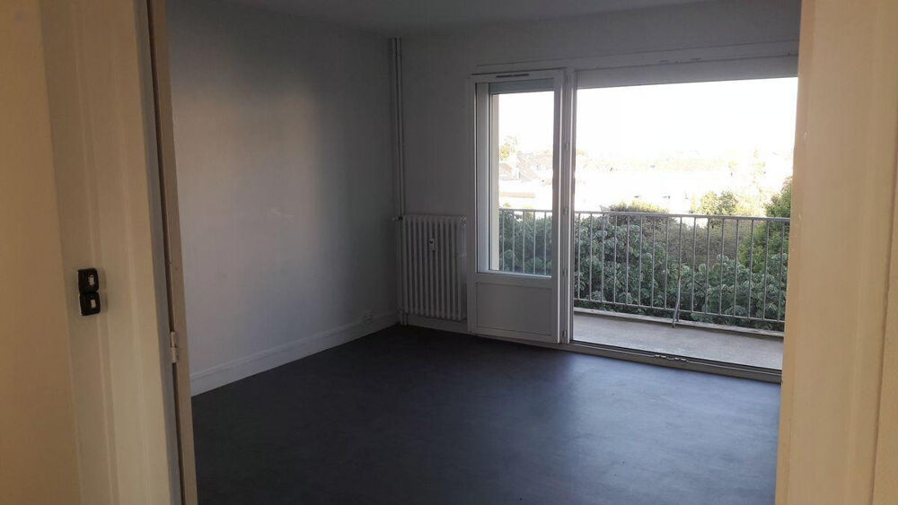 T3 57 m² Angers avec Box et grenier