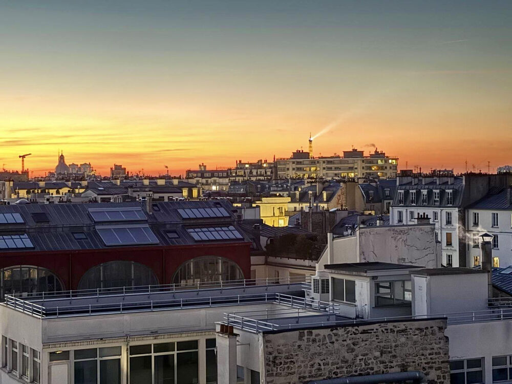 Location Appartement Studio lumineux avec vues, refait à neuf. Paris 11