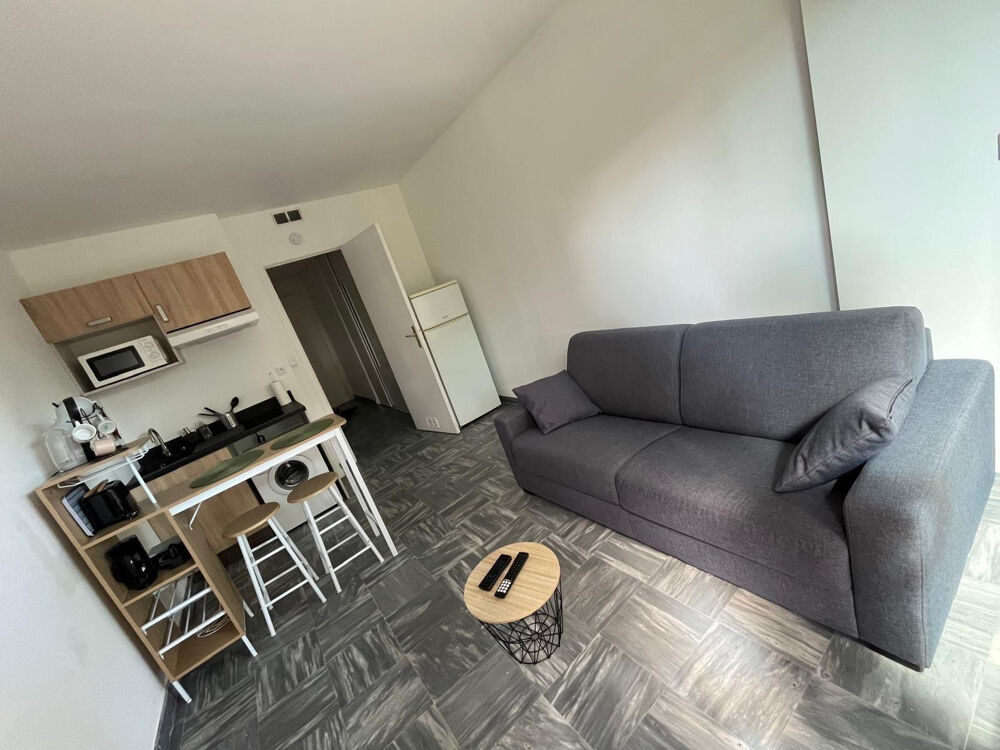 Location Appartement Superbe studio proche gare et plages Cagnes-sur-mer