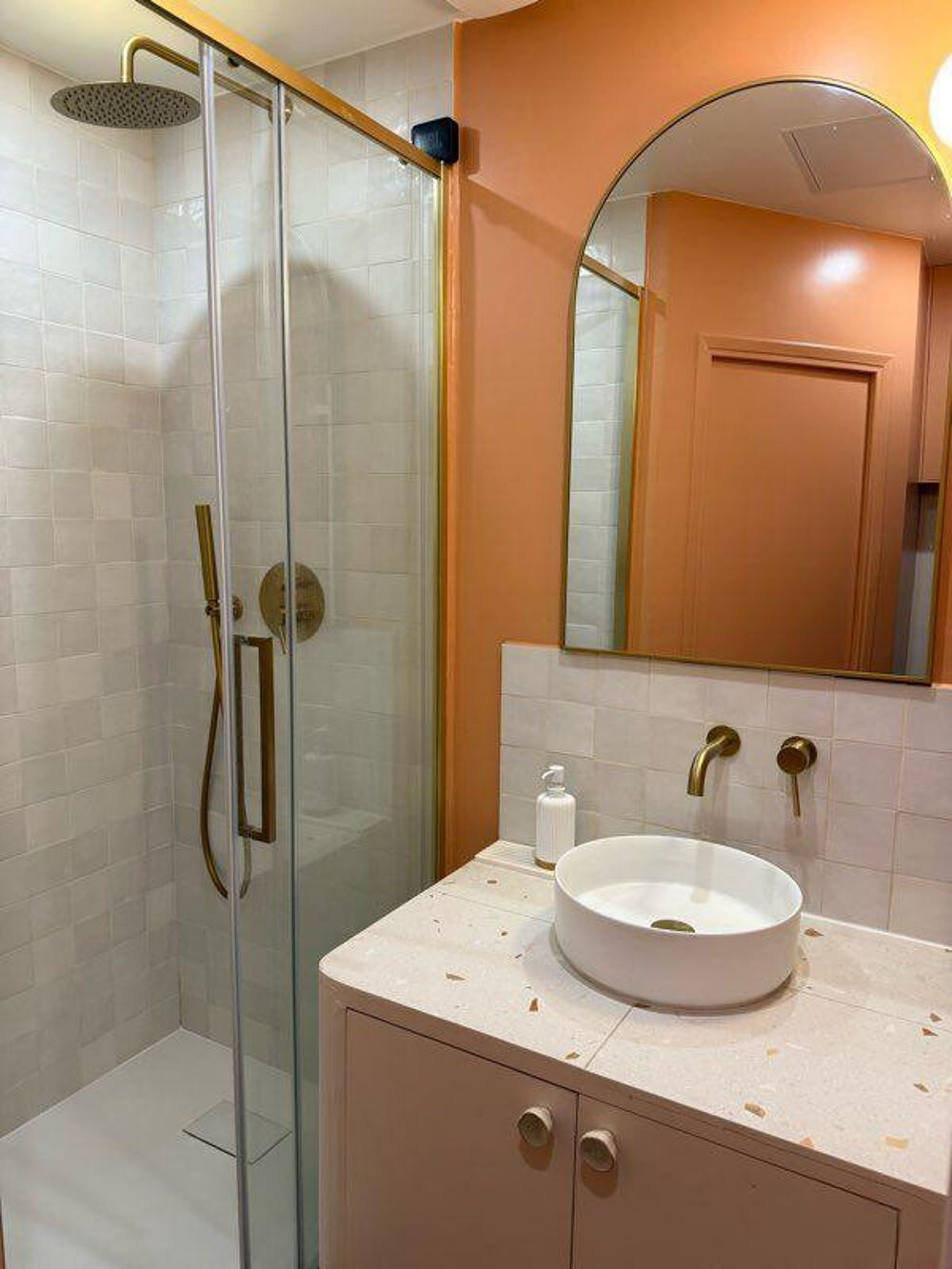 Location Appartement Studio meublé 17 m² – Paris 17e – Rue Pouchet Paris 17