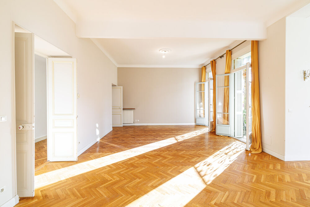 Vente Appartement Nice - Saint-Sylvestre- Grand 5/6 pièces dans une maison bourgeoise avec parc à usage exclusif Nice