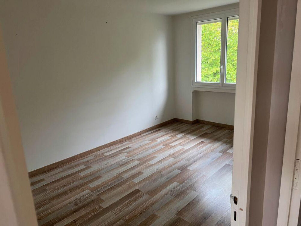 Location Appartement Beau T3 55m² refait à neuf Cours Fauriel Saint-Étienne