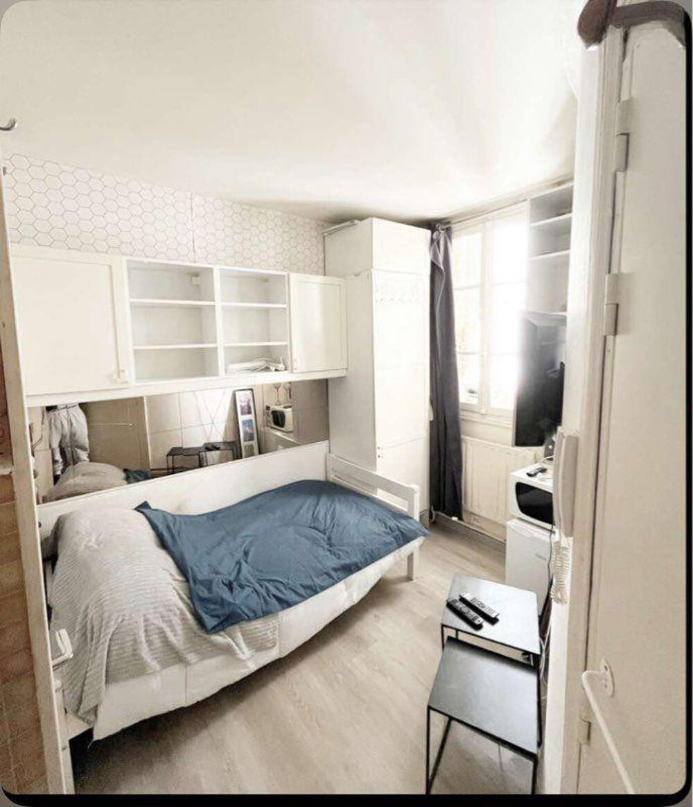 Location Appartement Petit studio 9m² Paris 9eme Paris 9
