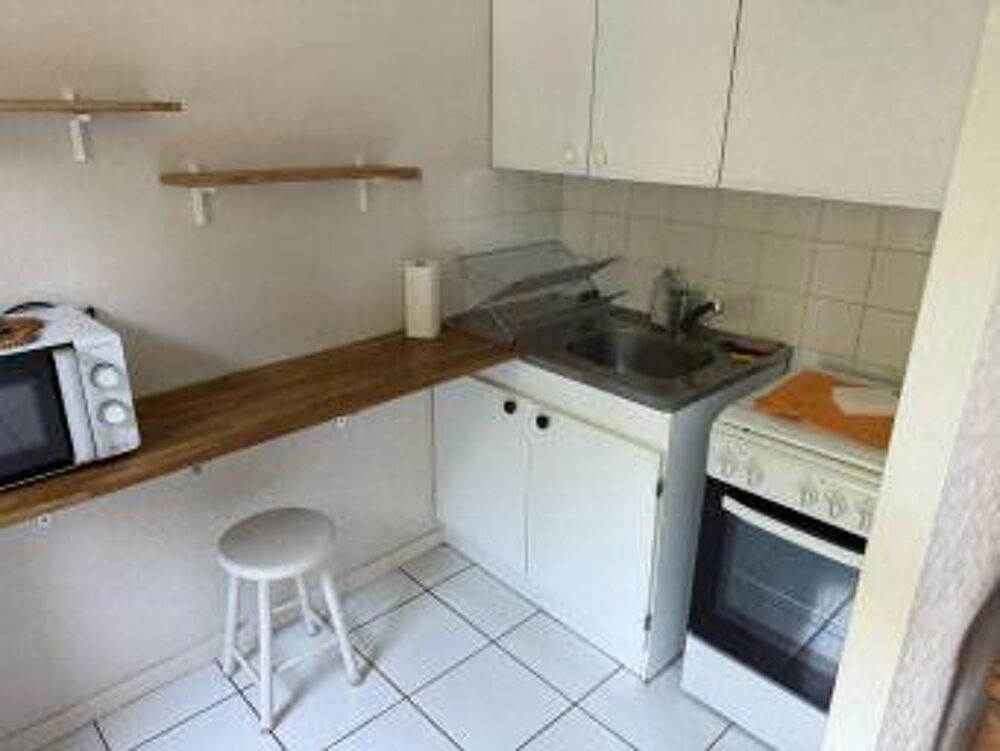 Location Appartement Beau T1 meublé de 31m² + terrasse 6m² Villeurbanne