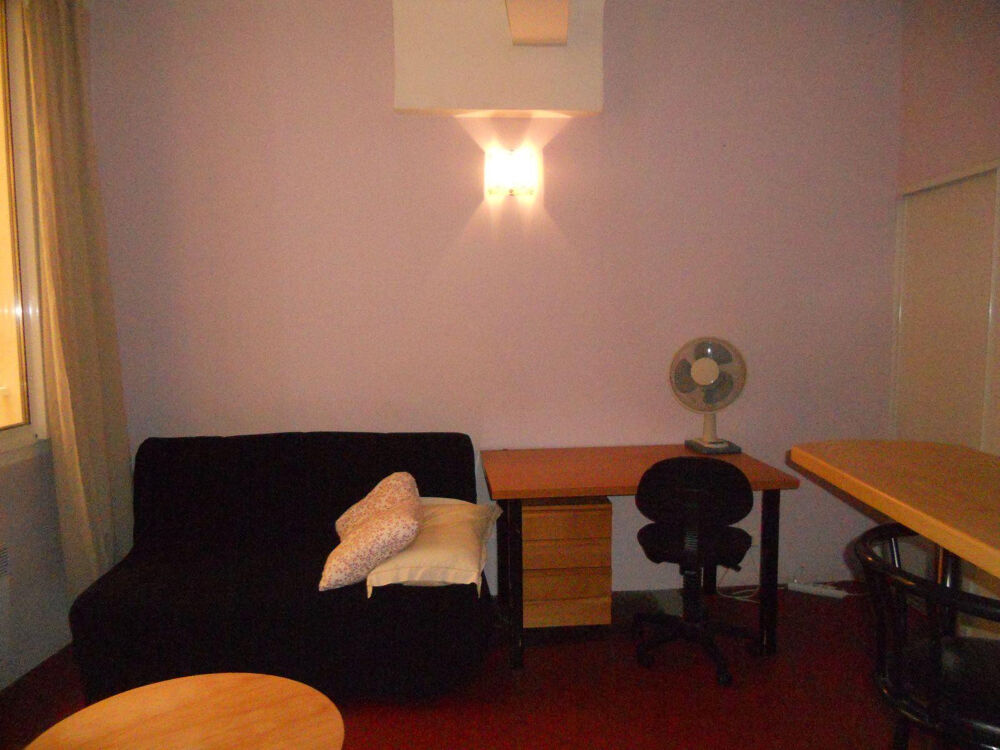 Location Appartement Studio meuble 21m2 centre aix ideal etudiant iep Aix-en-provence