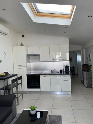  Appartement à louer 2 pièces 38 m²