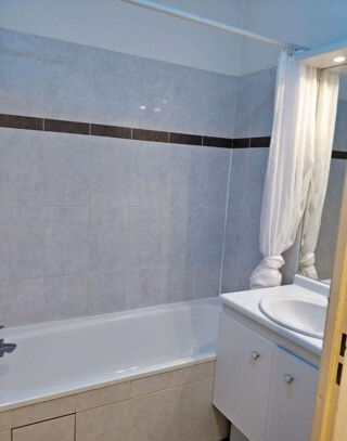  Appartement à louer 2 pièces 40 m²