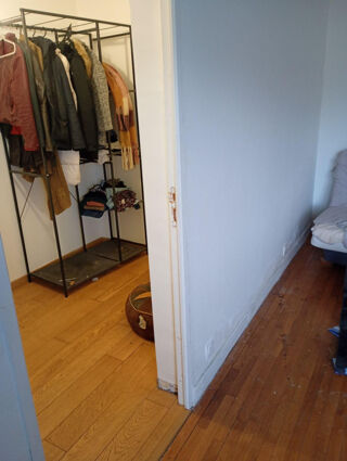  Appartement � louer 1 pi�ce 90 m�