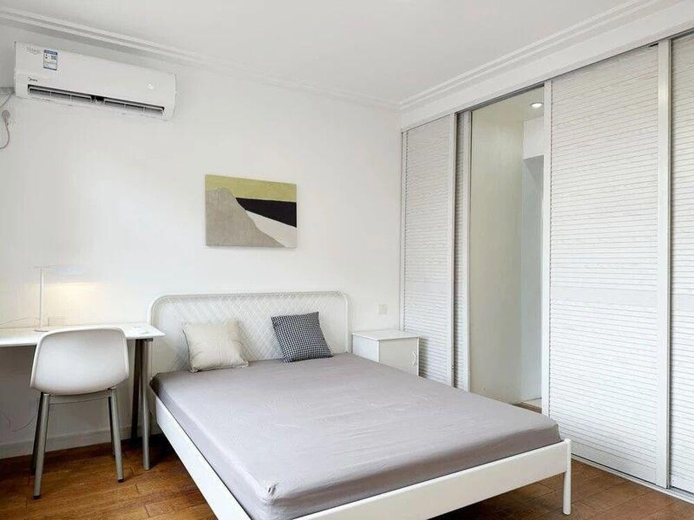 Location Appartement T2 refait a neuf, bien équipé, proche de commerce Gex
