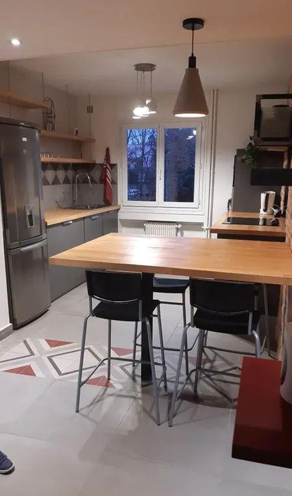 Location Appartement T3 refait à neuf et meublé idéal coloc St-Etienne Saint-Étienne